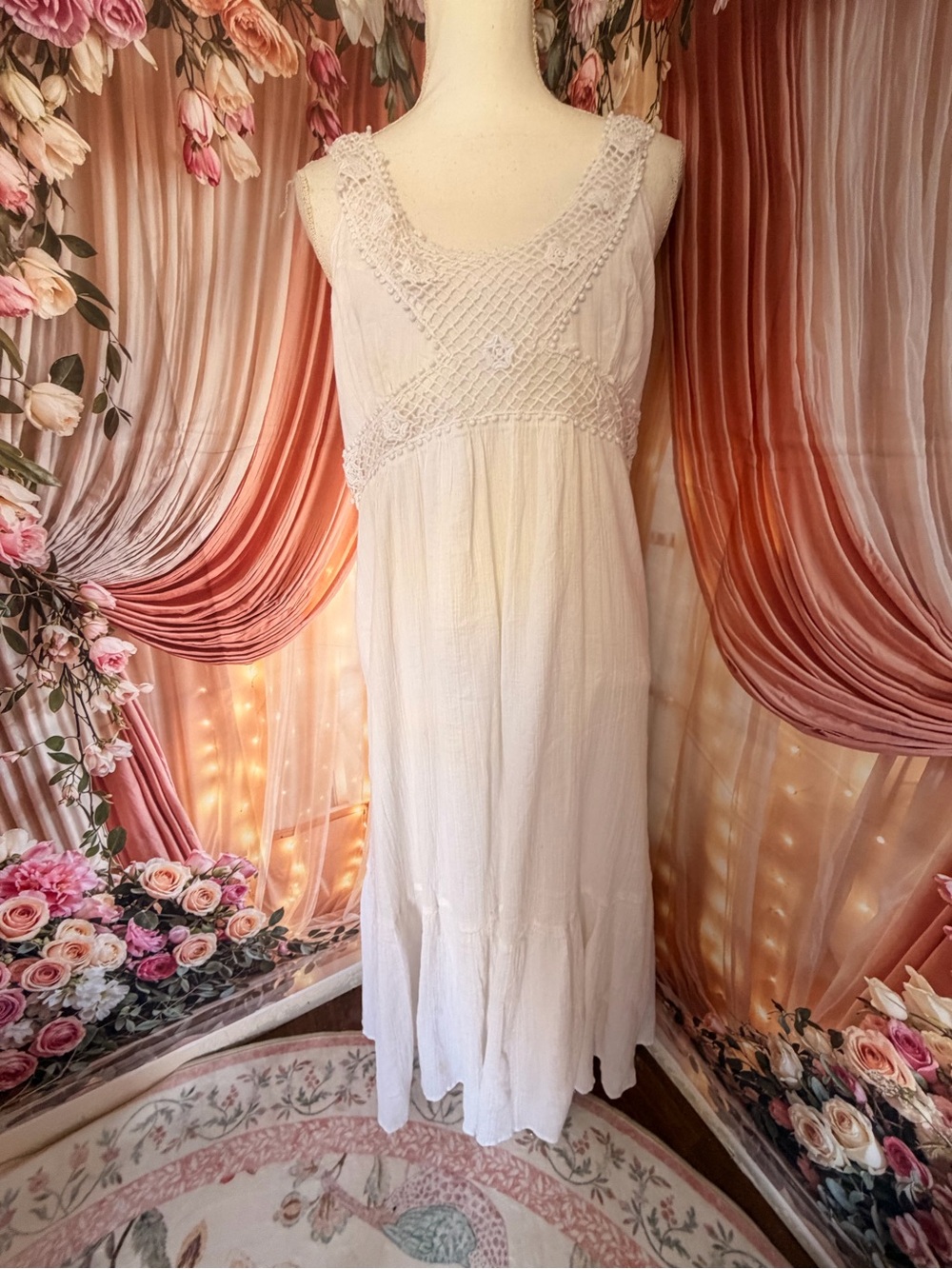 Old Navy Ivory Crochet-Trim Sleeveless Maxi Dress